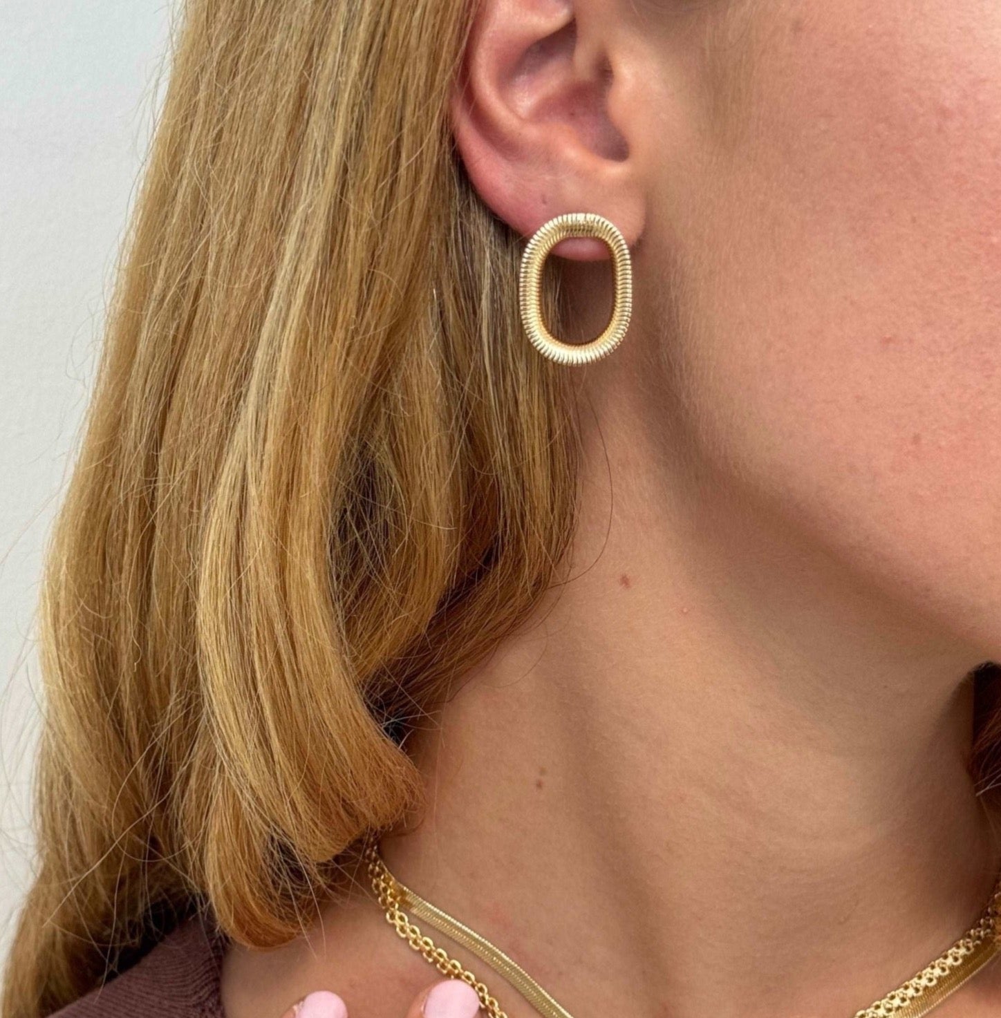 Serpent chain stud earrings 