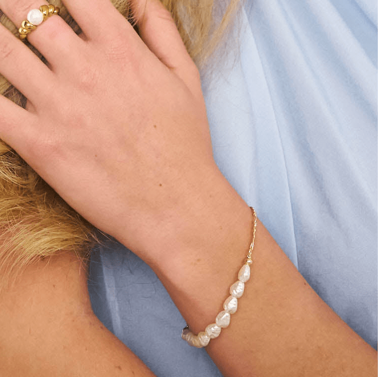 Freshwater Pearl and 18k gold fill bracelet 